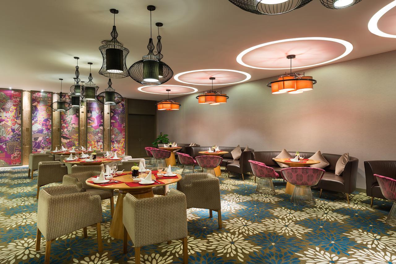 Pullman Nanjing Lukou Airport Hotel Exterior photo